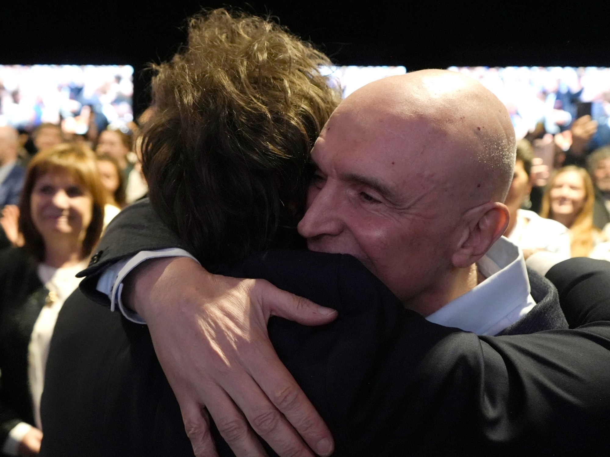 Gobierno en campaña: inflación 0% a fin de año y el monopolio del insulto para Javier Milei