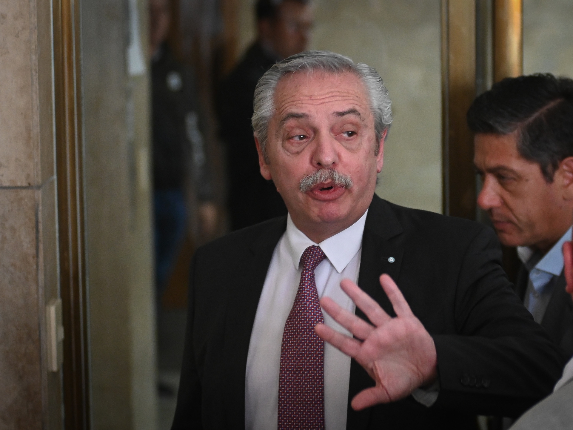 Tras su procesamiento, Alberto Fernández acusó a la Justicia de perseguirlo "por peronista" y de "forzar la interpretación de pruebas"