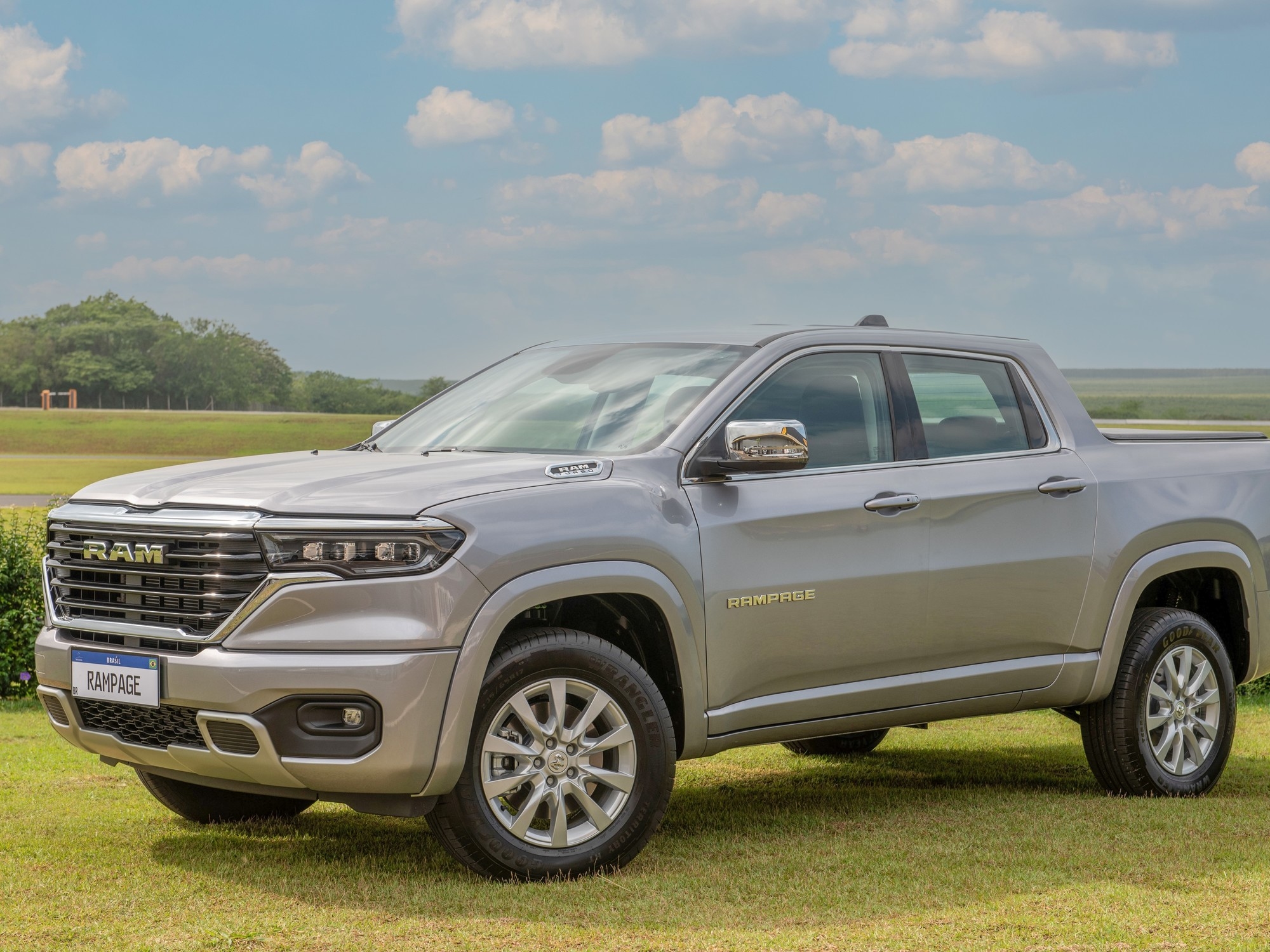 A Ram começará a vender uma versão turbodiesel de sua picape Rampage: qual motor ela tem e quando chegará?