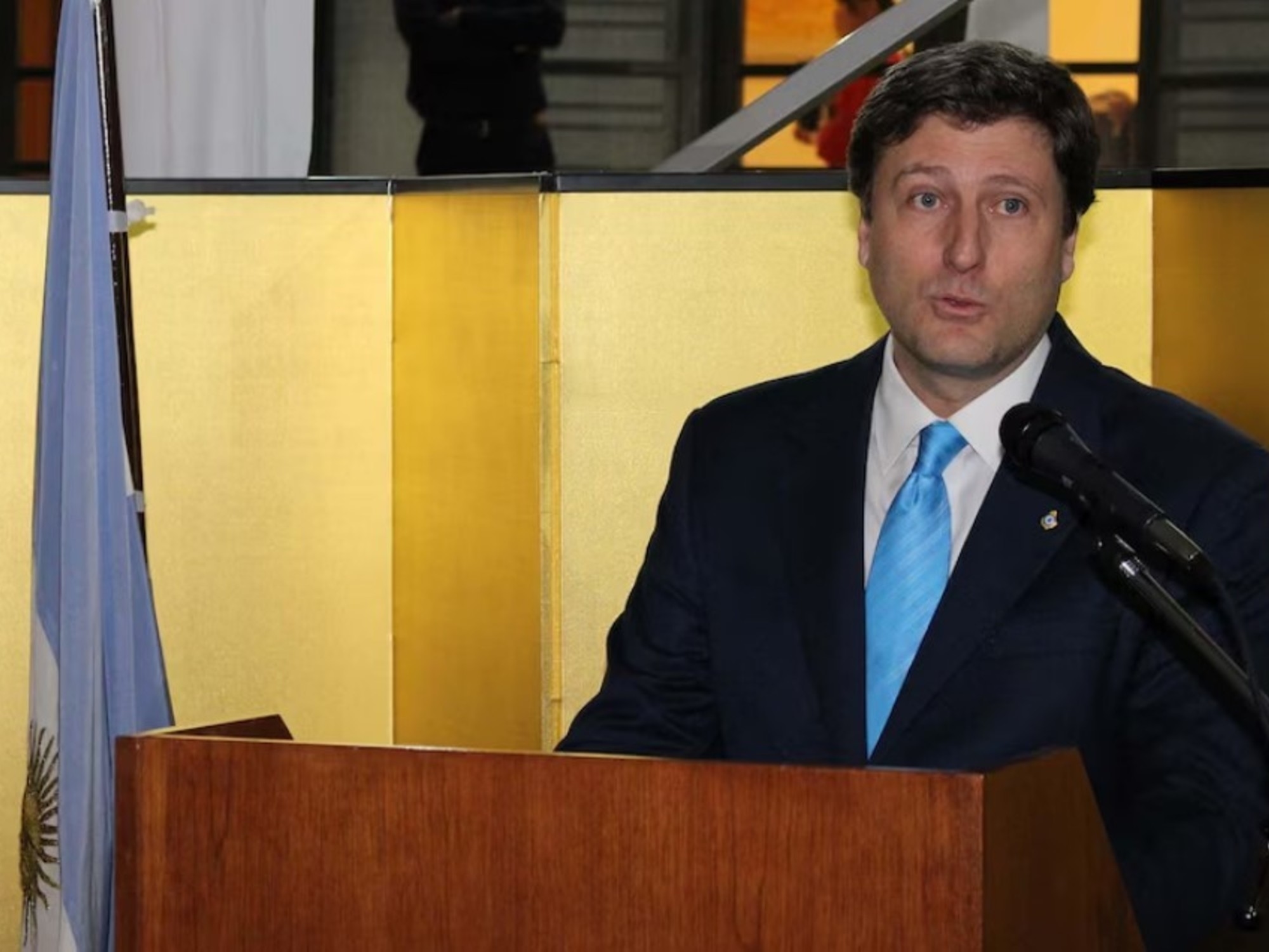 Odejście wicekanclerza to kolejny cios dla kryzysu w „żelaznym trójkącie” Javiera Mileia.