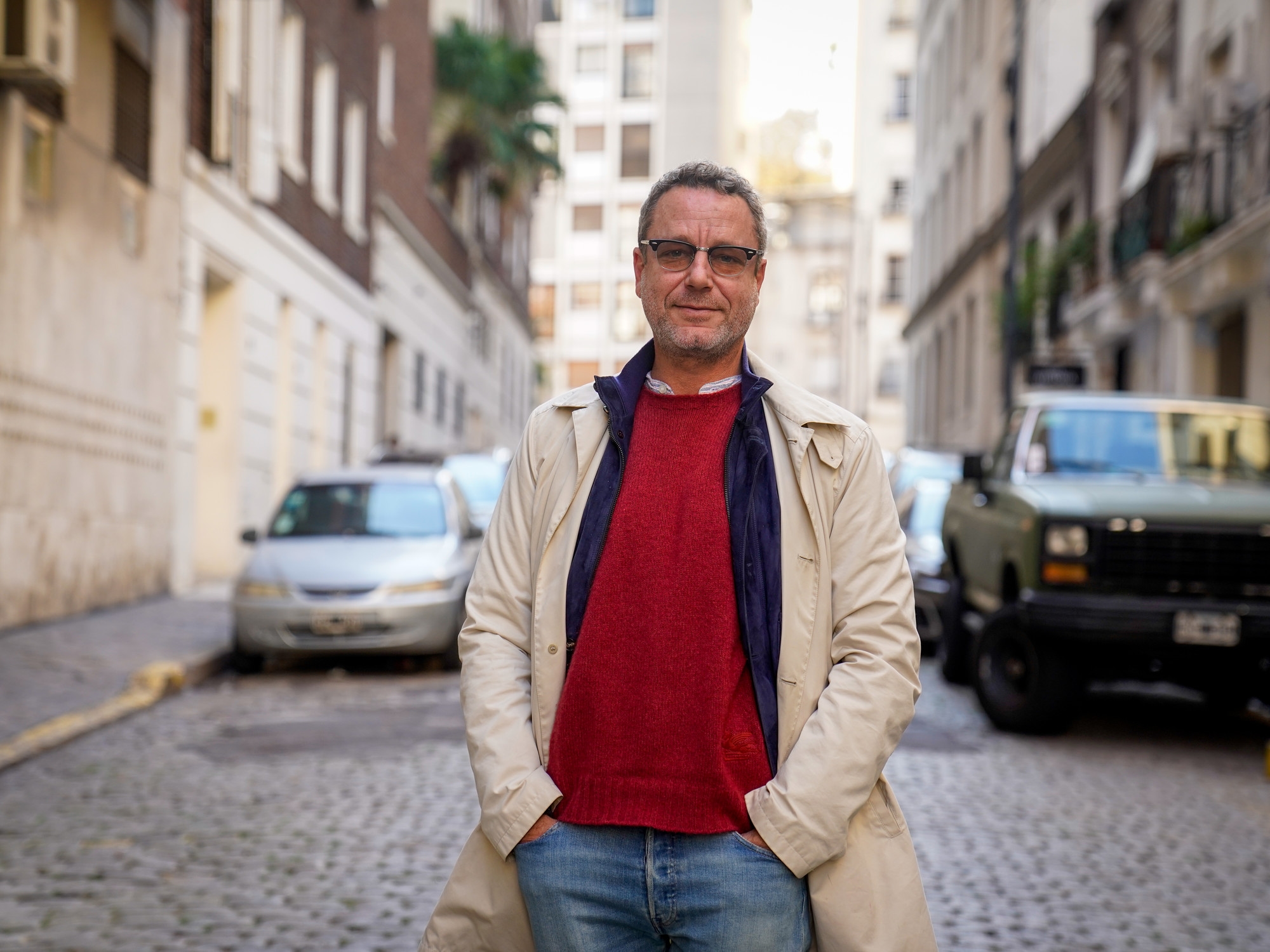 „Nowa Ziemia” Sebastiano Mauriego: Powieść o samozniszczeniu i przyszłości planety