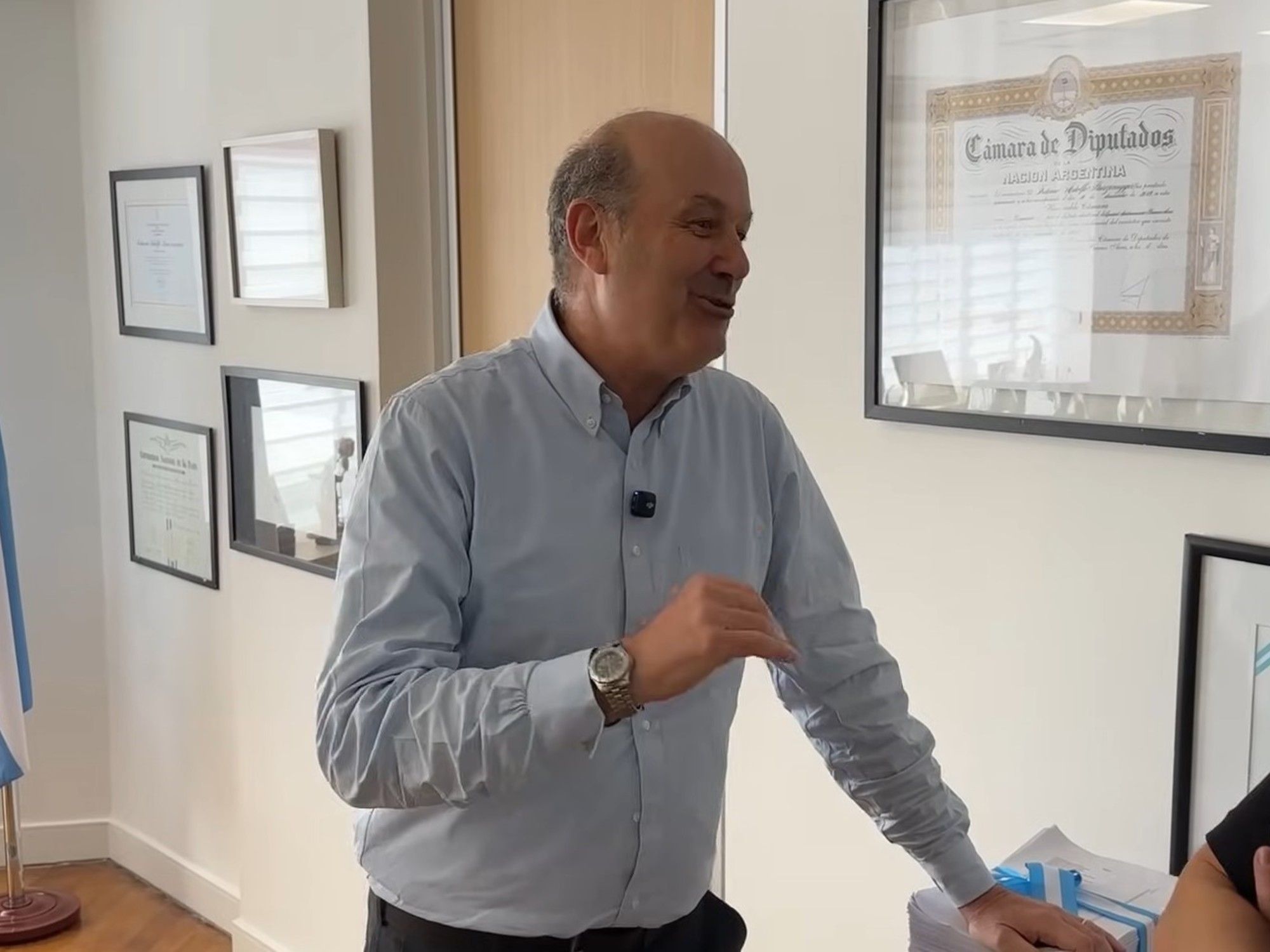 Federico Sturzenegger, Bazlar Yasası'nın sunumunun daha önce yayınlanmamış ayrıntılarını açıkladı: "Milei zaman zaman inliyordu, sanki orgazm oluyormuş gibiydi."