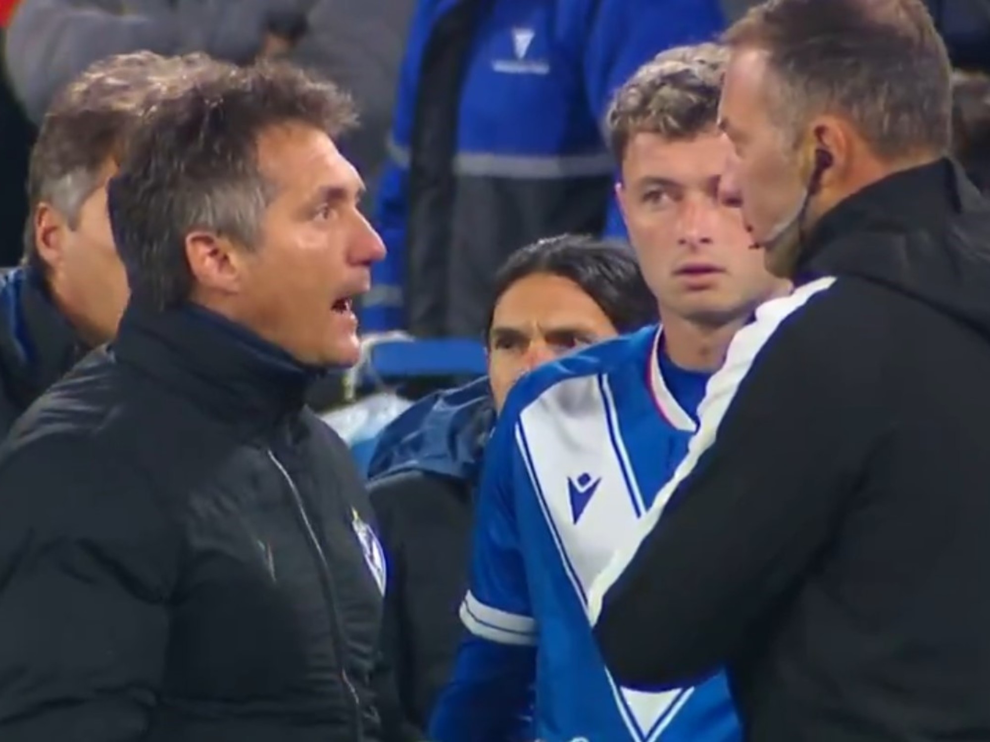 "¡Me muero si hago trampa!": el audio del estallido de furia de Guillermo Barros Schelotto, expulsado en Vélez y cara a cara con Vaccari