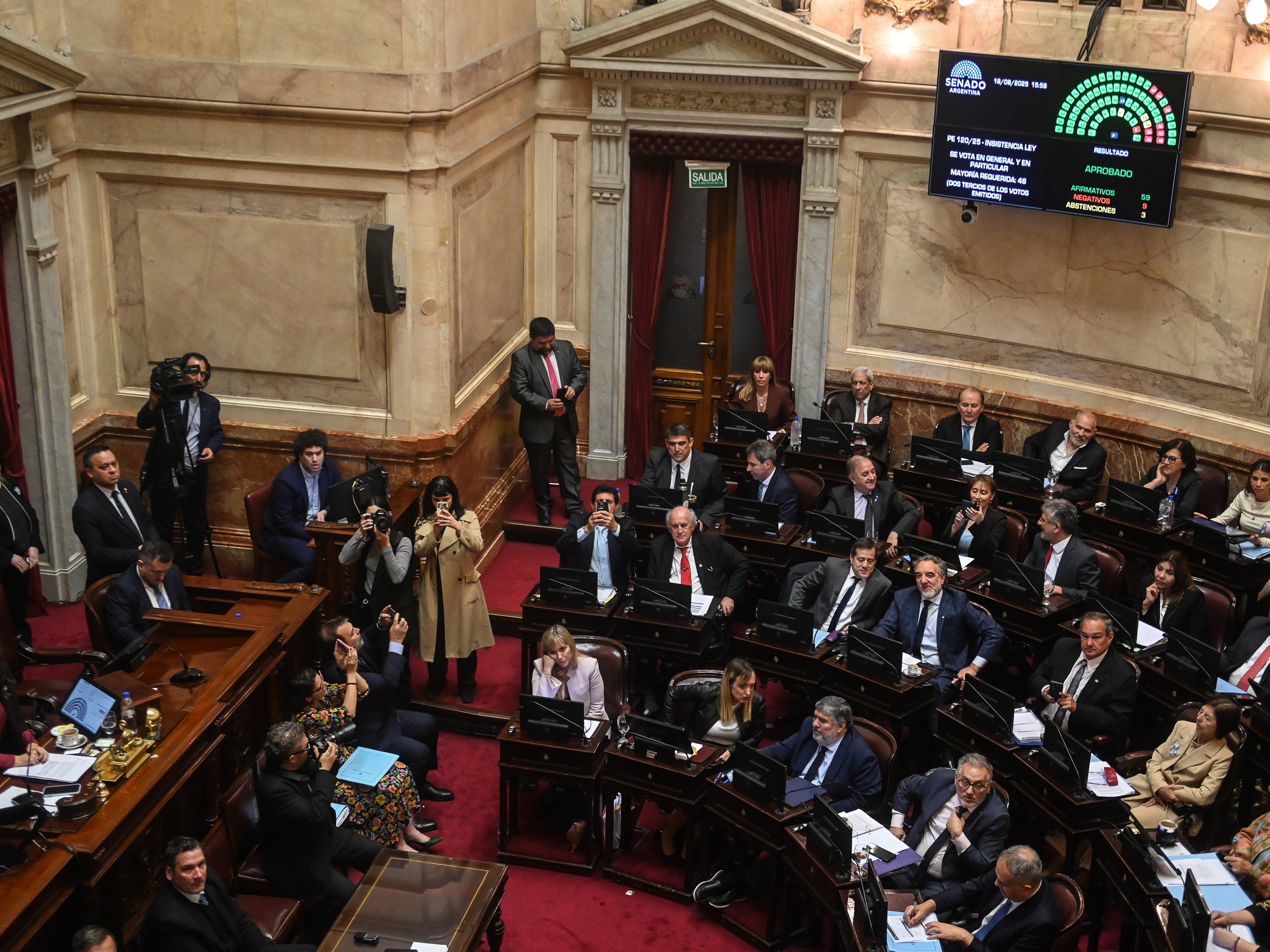 Javier Milei e suas medidas, AO VIVO: o Governo enfrenta hoje mais duas derrotas no Senado devido aos vetos contra Garrahan e o financiamento universitário.
