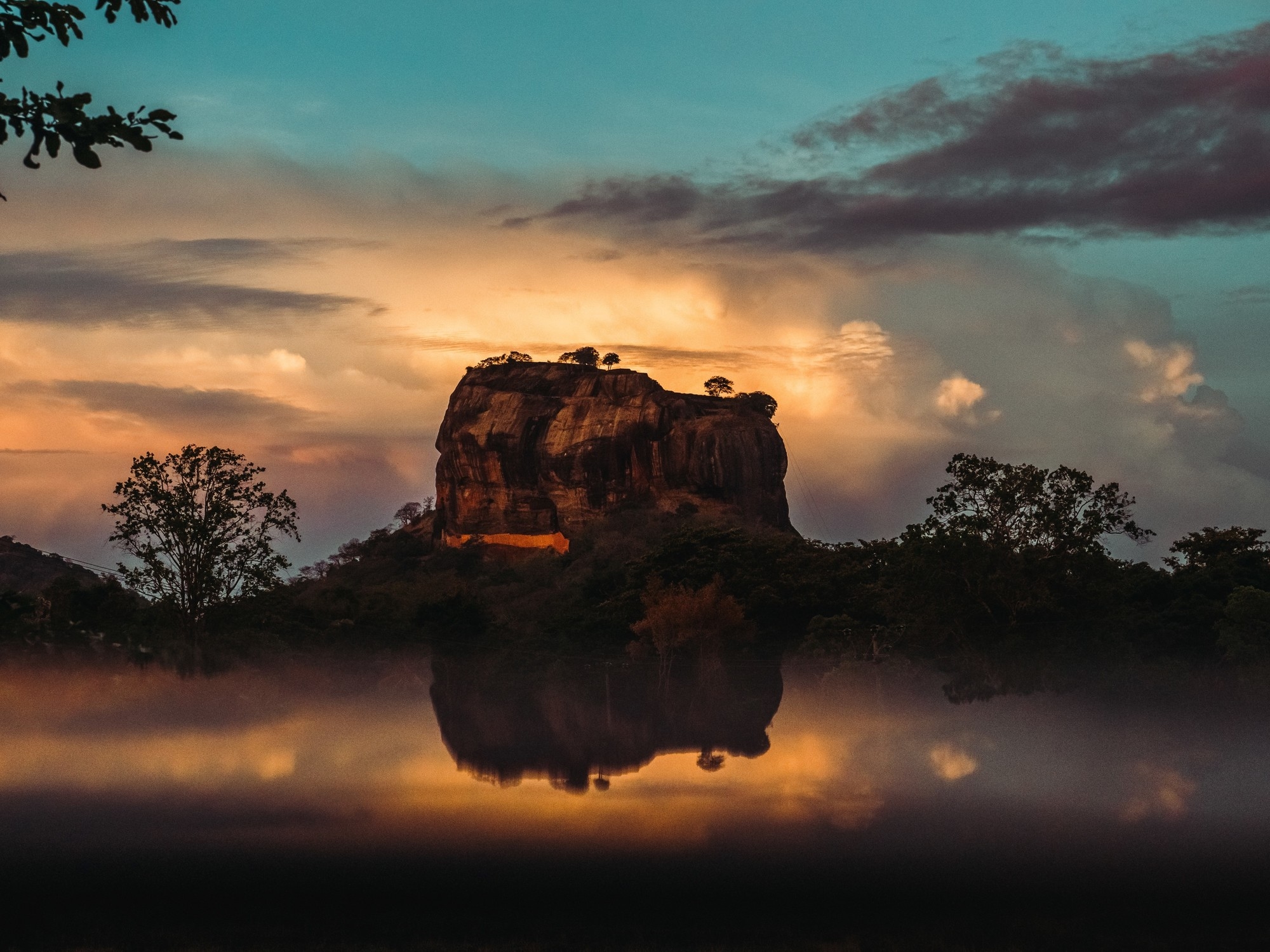 Skała przeklętego króla: legenda Sigiriya, klejnot Sri Lanki
