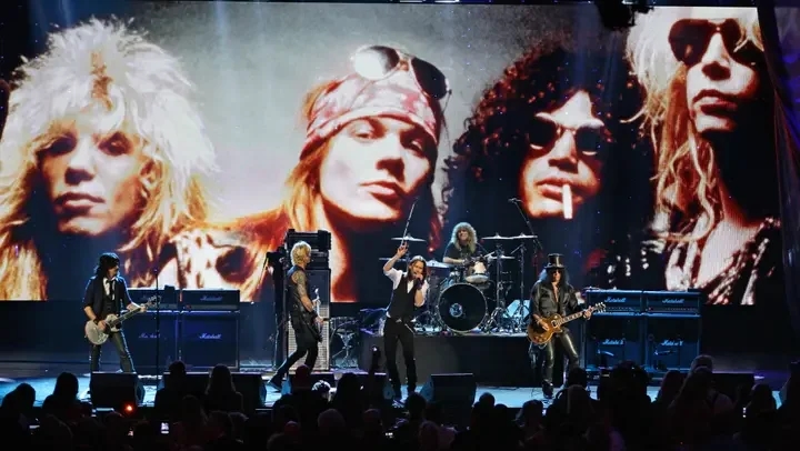 Концерт Guns N' Roses в Коимбре с 95% проданных билетов