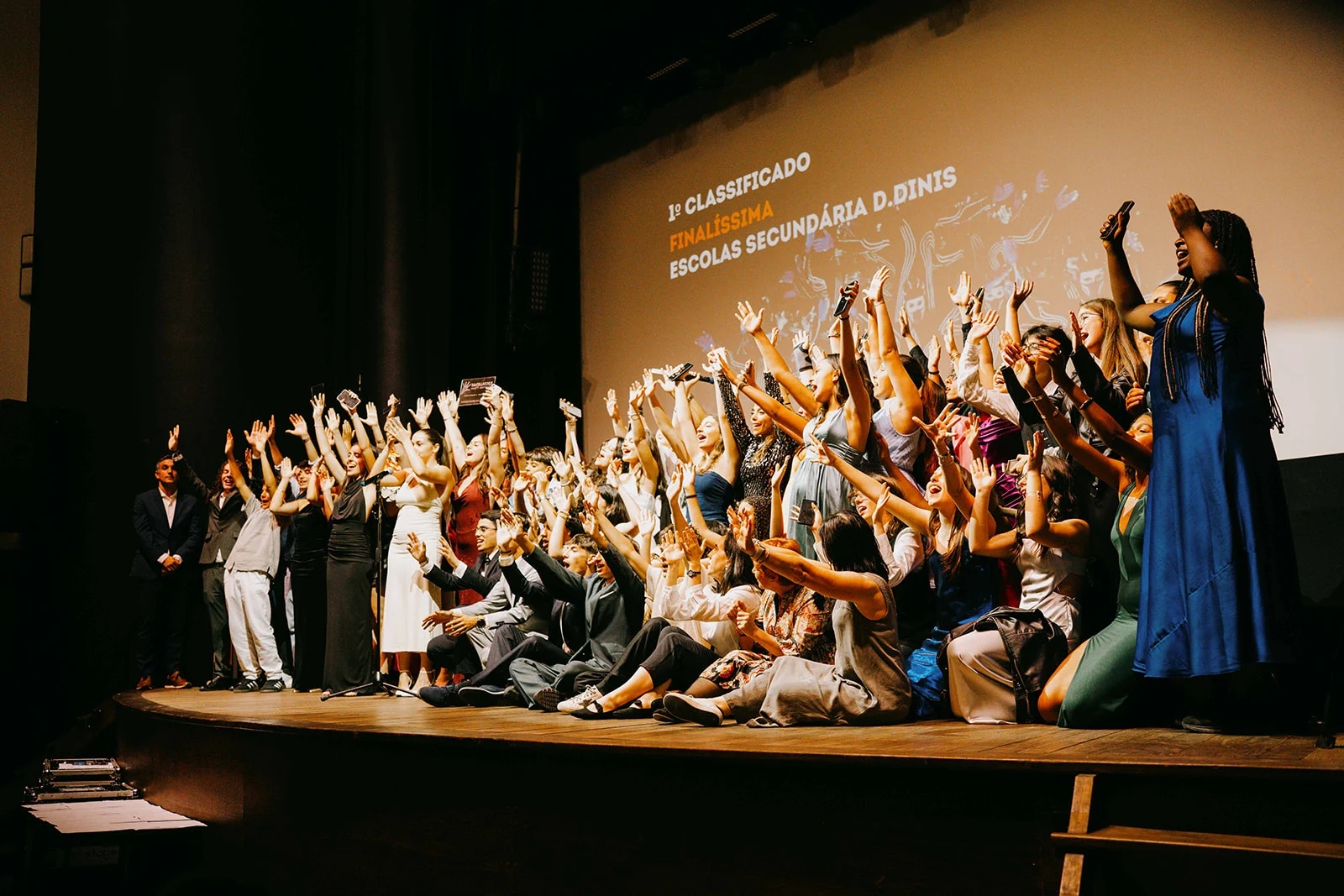 Gala das Escolíadas Glicínias Plaza enche Cineteatro Messias