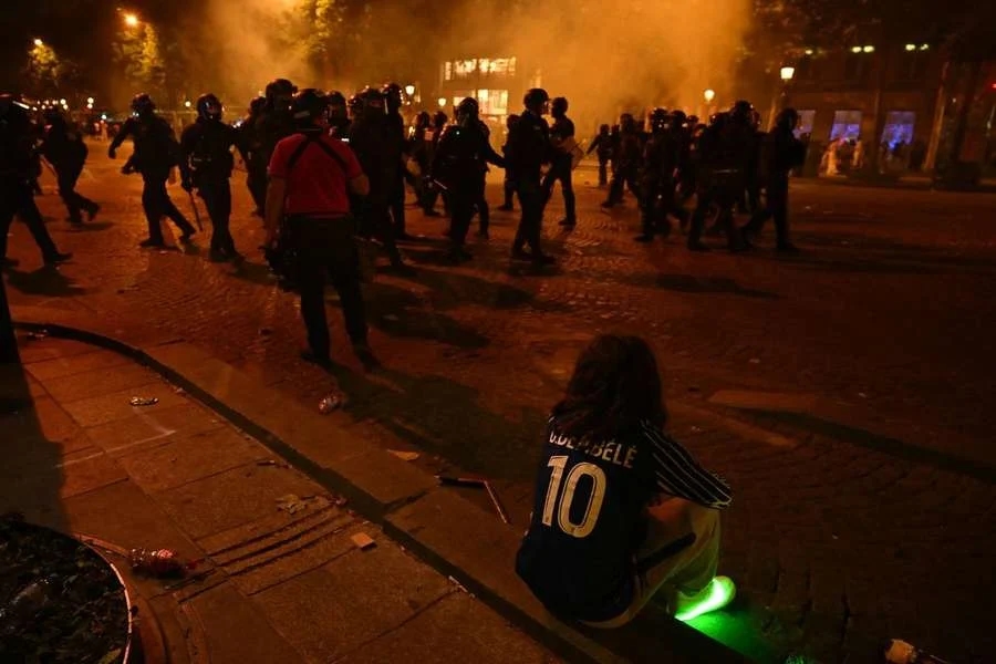 Twee doden en meer dan 500 arrestaties in Frankrijk tijdens viering van de overwinning in de Champions League