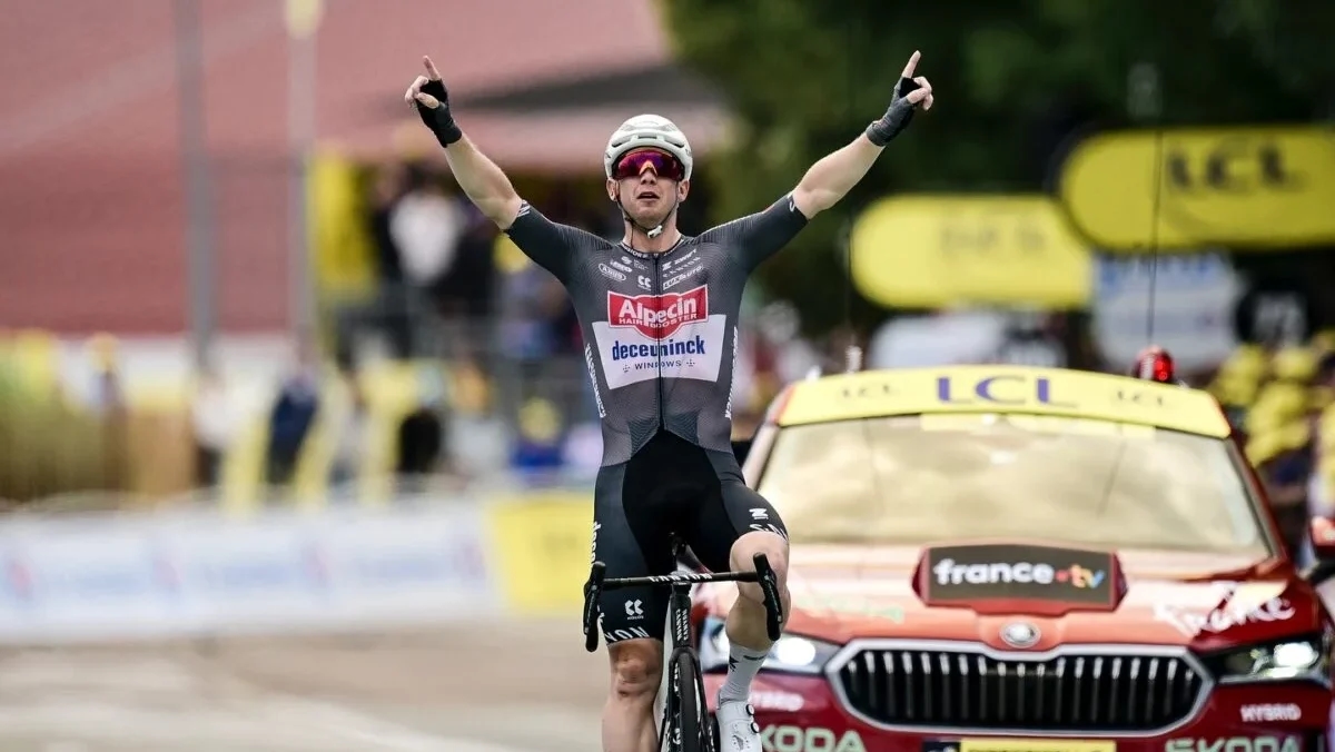 Kaden Groves a « fui » pour remporter sa première course du Tour de France