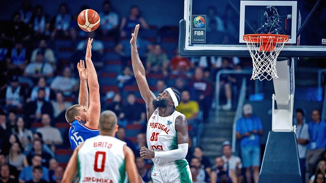Le Portugal perd contre la Serbie à l'EuroBasket