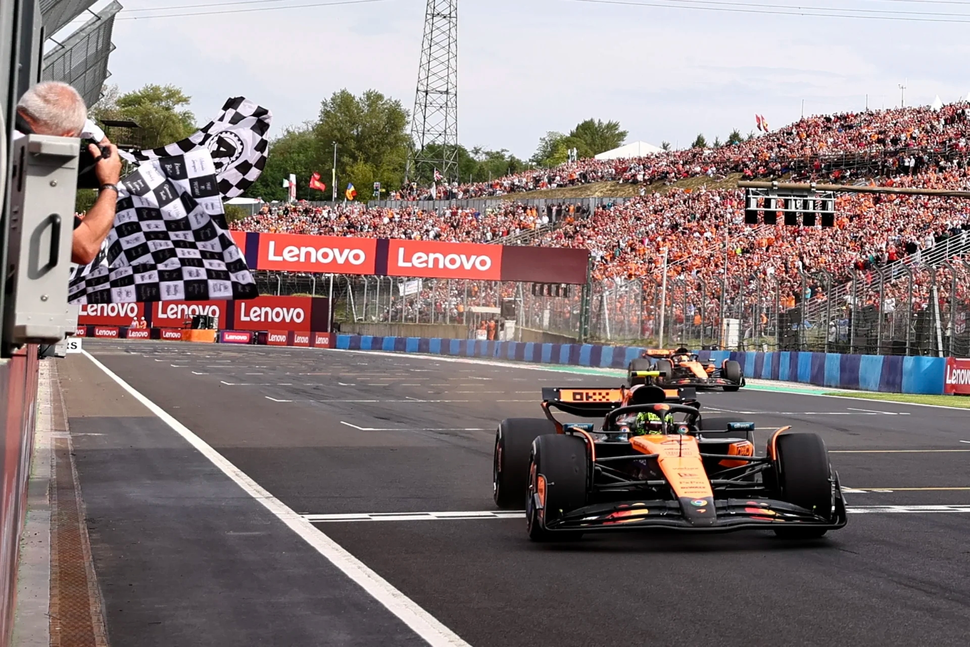 Lando Norris wint Grand Prix van Hongarije