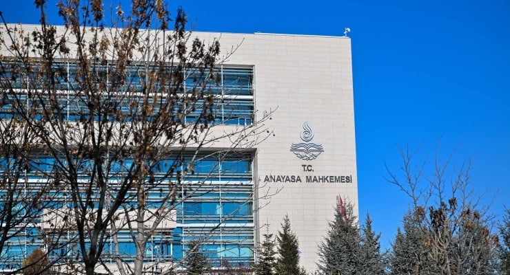 Audyt finansowy 10 partii politycznych: aktywa CHP o wartości 21 tys. lir przelane do skarbu państwa