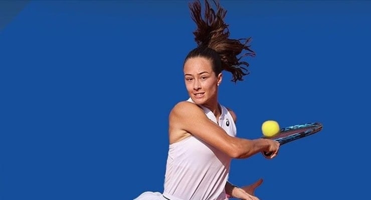 Zeynep Sönmez, de eerste Turkse tennisster die de tweede ronde van Wimbledon heeft bereikt, neemt afscheid van het toernooi