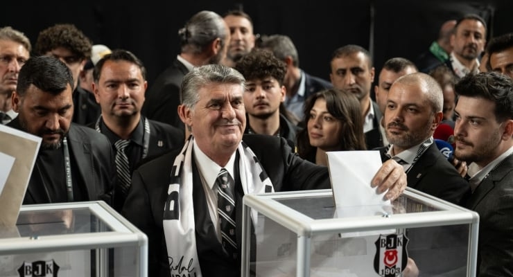 Zgromadzenie ogólne Beşiktaş: Serdal Adalı ponownie wybrany na prezydenta