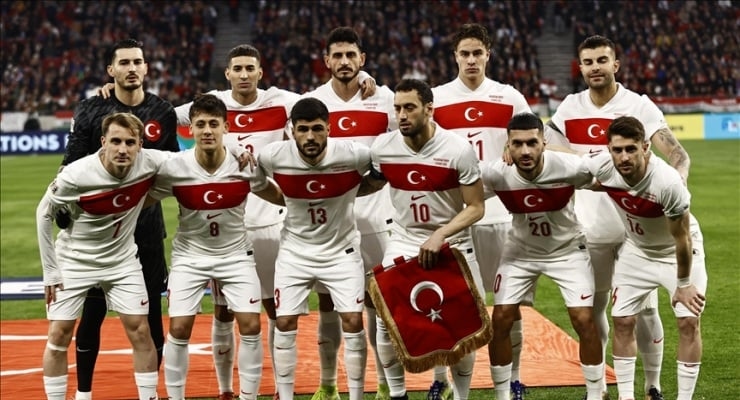 De kandidatenselectie van het nationale voetbalelftal voor de wedstrijden tegen de VS en Mexico is bekendgemaakt