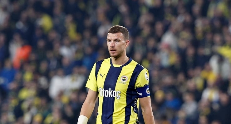 Edin Dzeko verabschiedet sich von Fenerbahçe