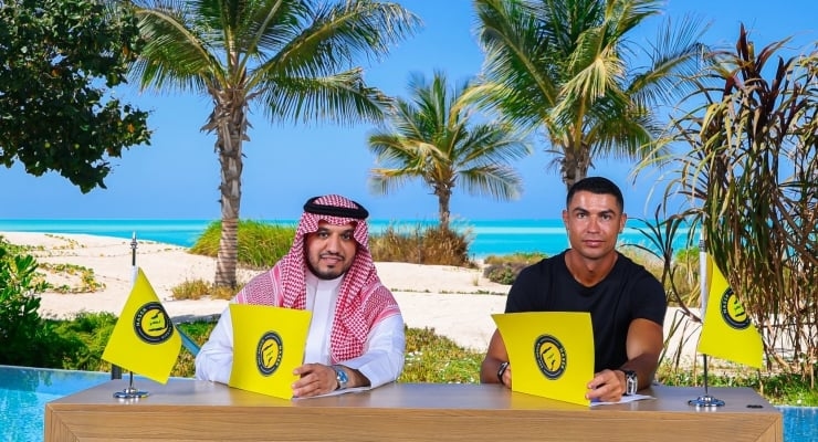 Cristiano Ronaldo podpisuje dwuletni kontrakt z Al Nassr