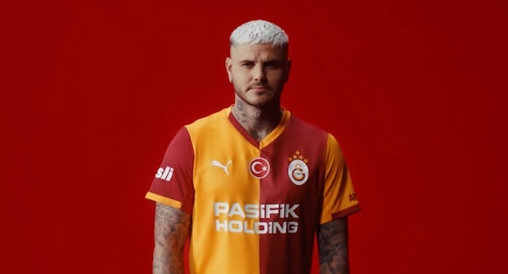 Galatasaray stellte seine Trikots für die neue Saison vor