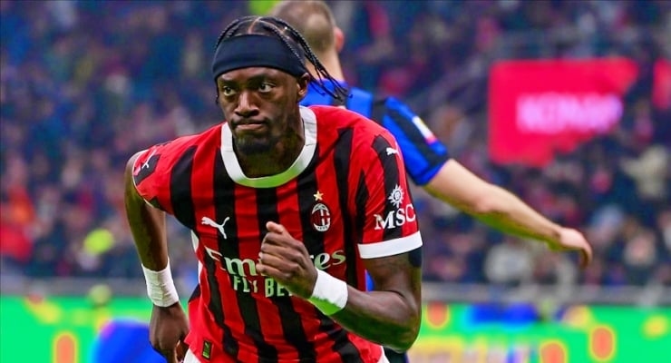 Beşiktaş denunciou Tammy Abraham à bolsa de valores