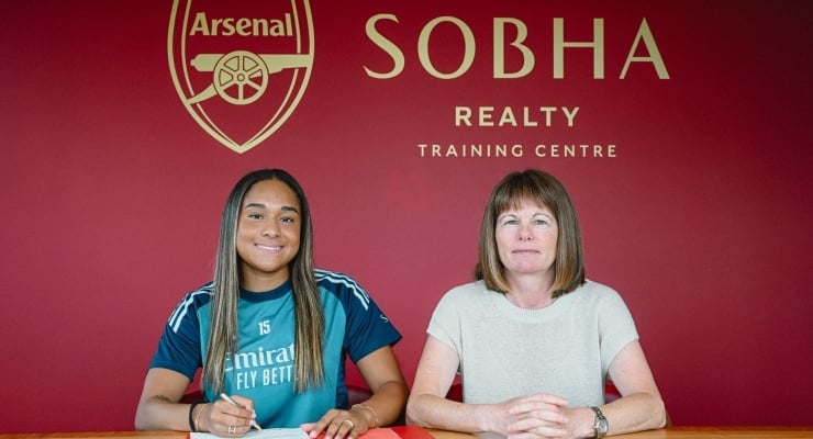 Olivia Smith pobiła rekord transferowy w piłce nożnej kobiet, przechodząc do Arsenalu