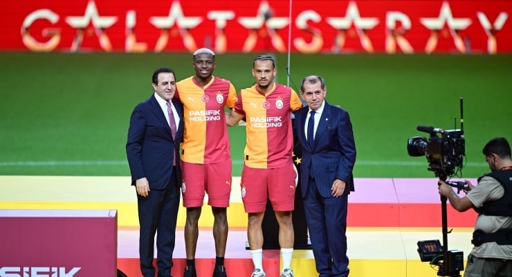 Osimhen ve Sane imzayı attı