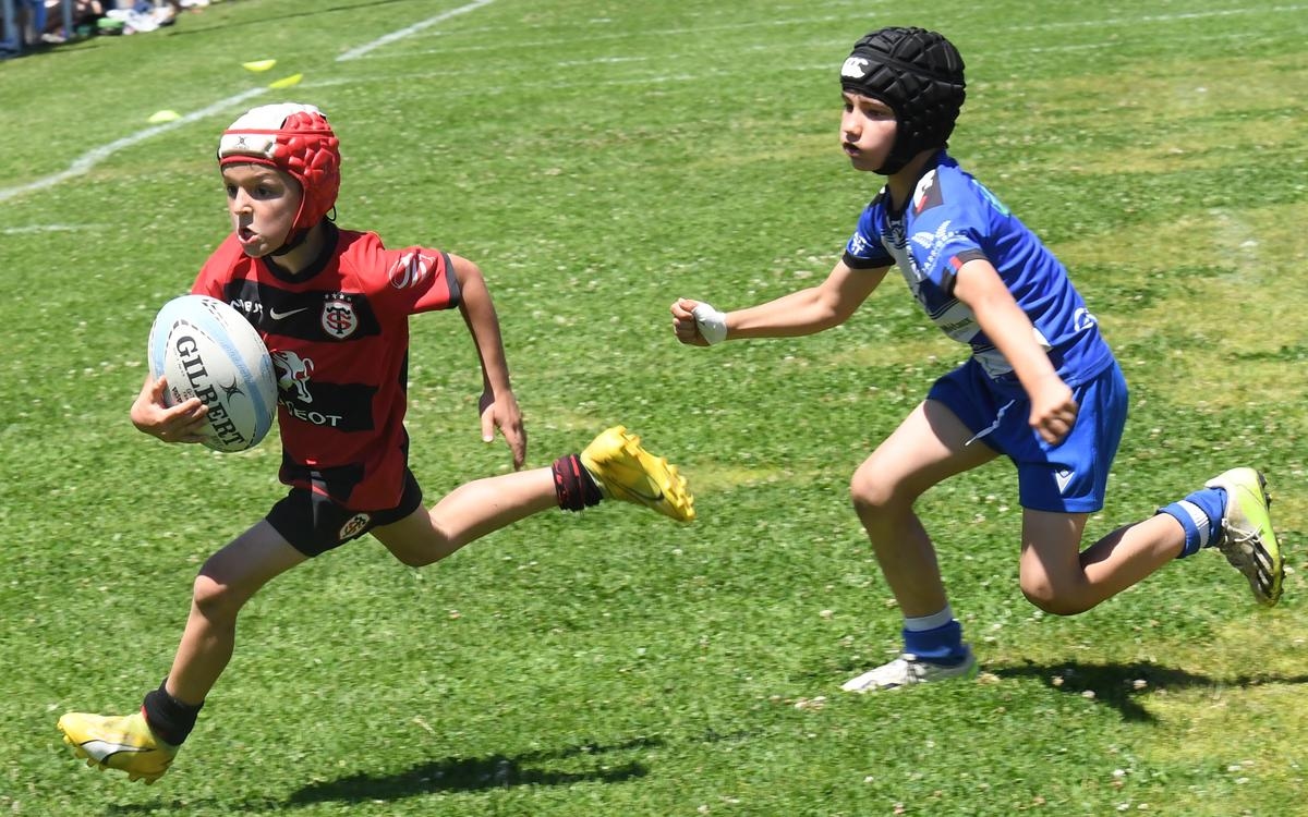Pour l’Ascension, plus de 200 jeunes rugbymen
ont pris un bain de soleil en Dordogne