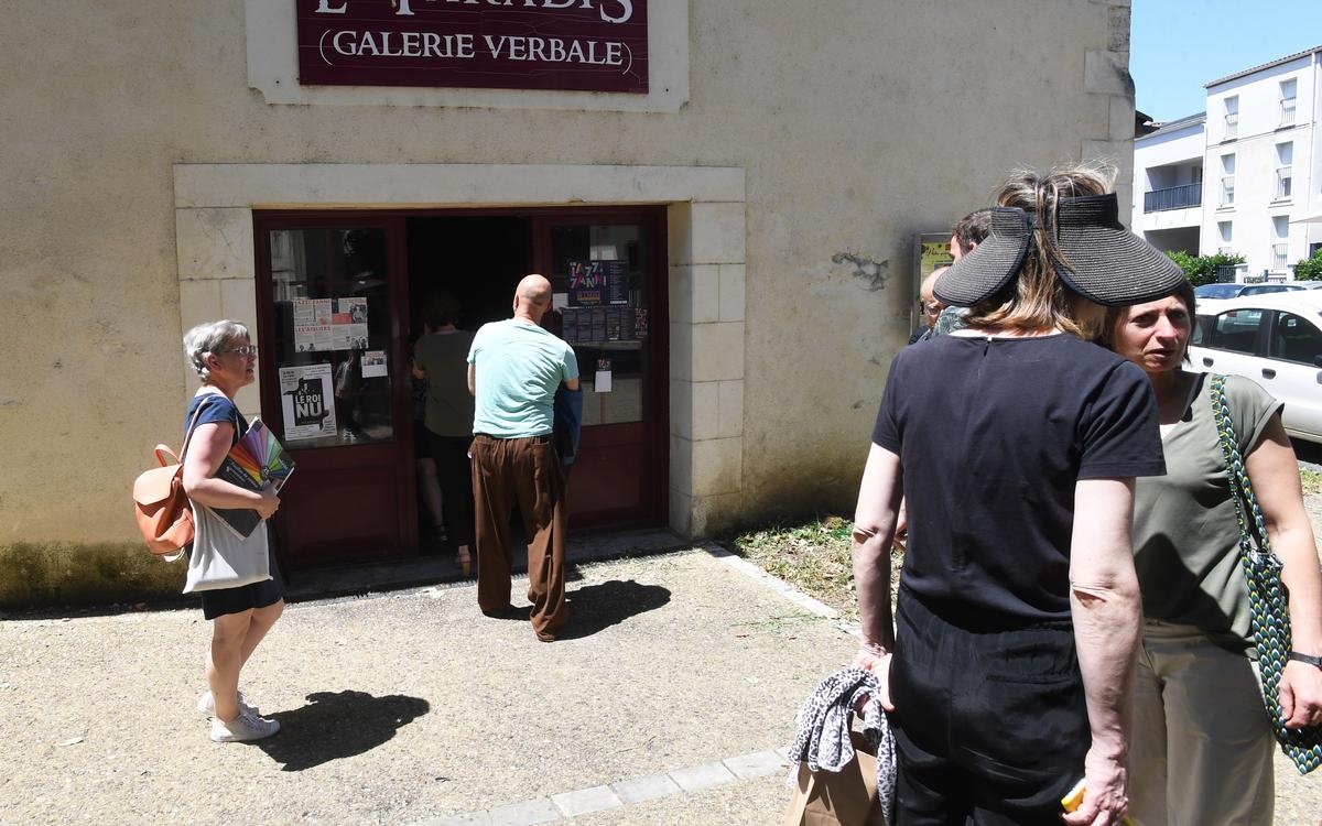 Bilgi “DL”: Périgueux'da Le Paradis tiyatrosu tahrip edildi