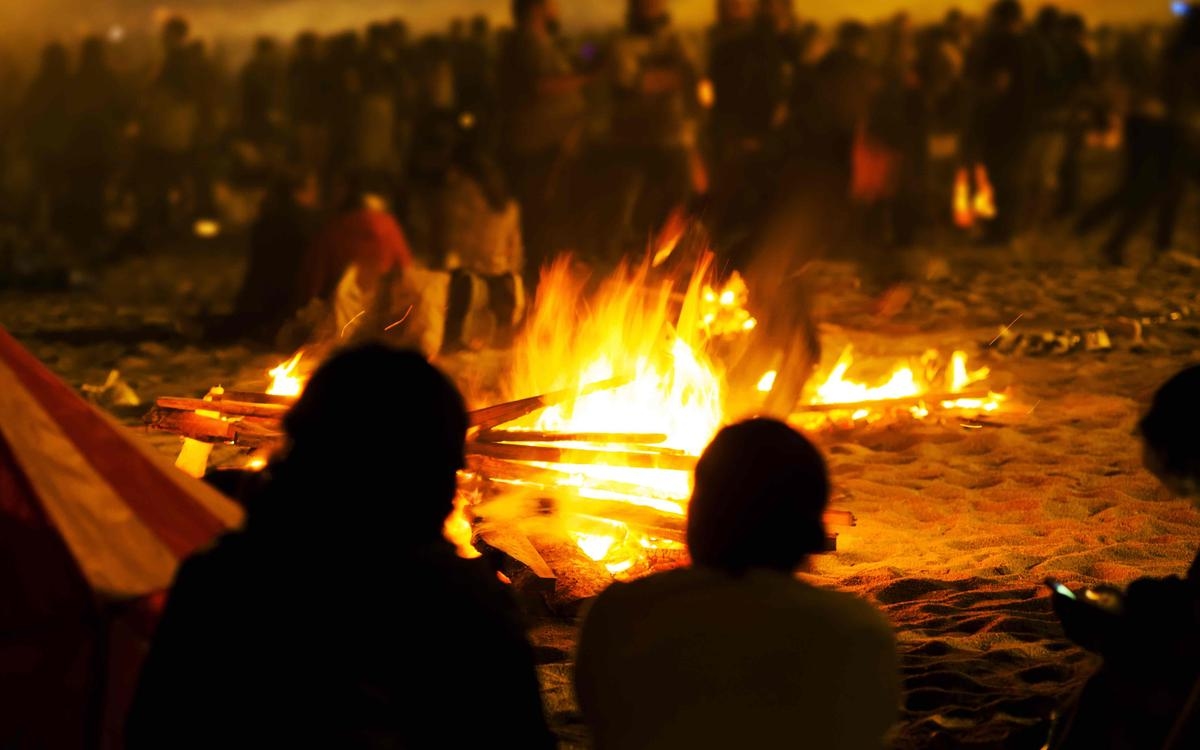 Zwischen Saint-Jean und der Fête de la Musique wird die Dordogne lebendig und geschäftig