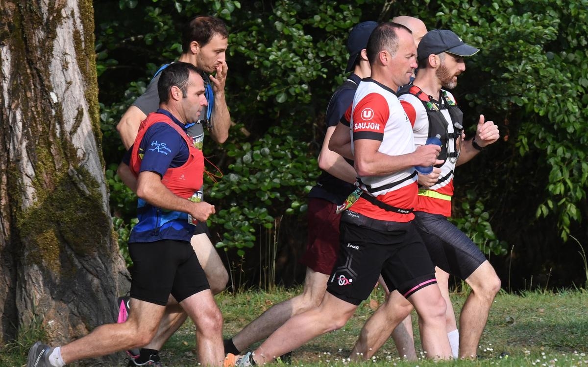 Race buiten het stadion: Neufont wacht nog steeds op zijn deelnemers