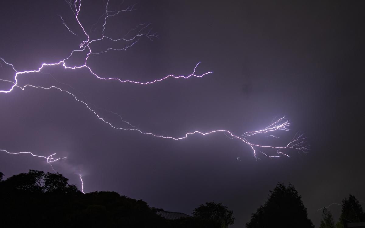 600 homes still without electricity in Dordogne after yesterday afternoon's storm