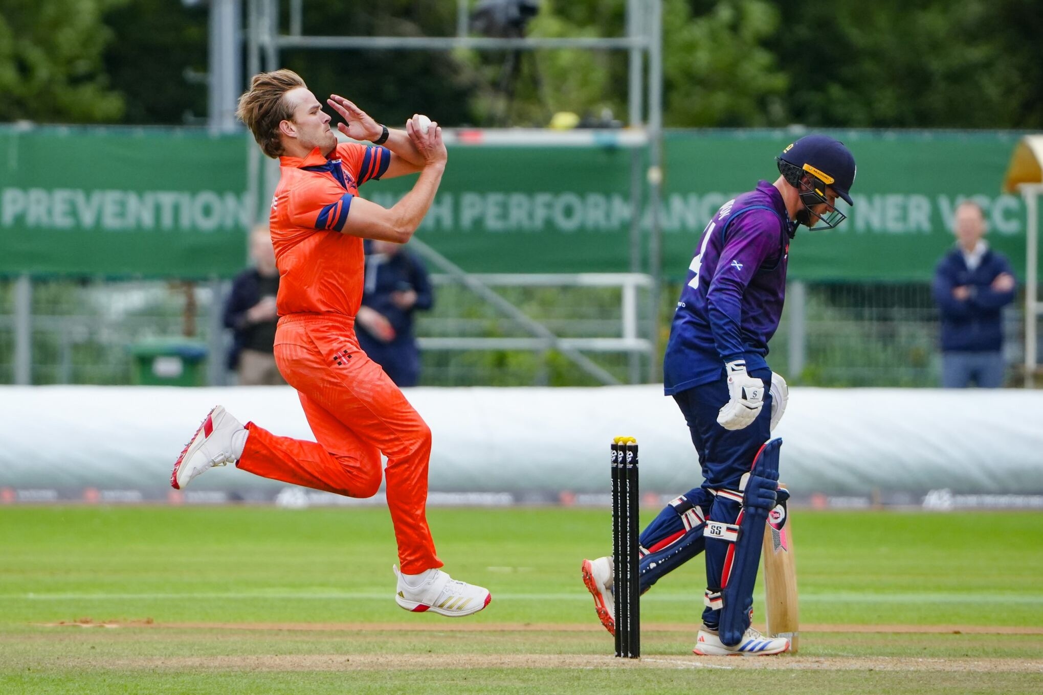 Kriket: Hollanda, T20WC elemelerinde İskoçya'ya karşı başarısız oldu