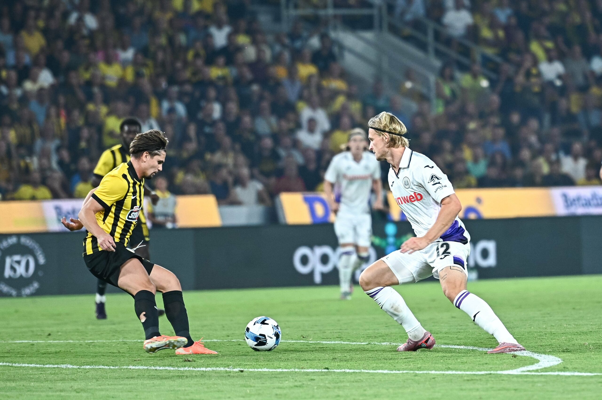 Ajax mira retorno de Dolberg após Brobbey se juntar ao Sunderland