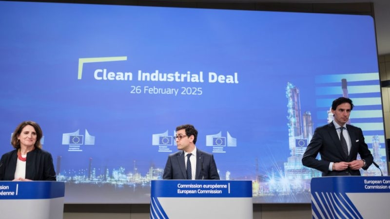 Clean Industrial Deal: empresas chinas y estadounidenses condenan trato preferencial de la UE