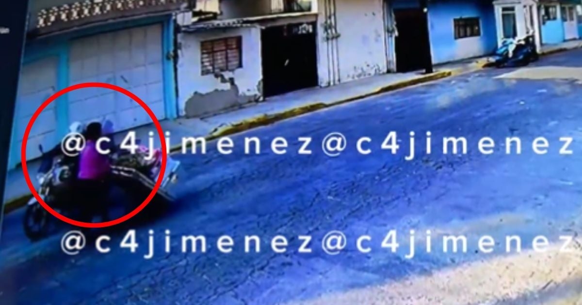 VIDEO: This is how a "Motorata" stole from a woman returning from work in Neza, Edomex