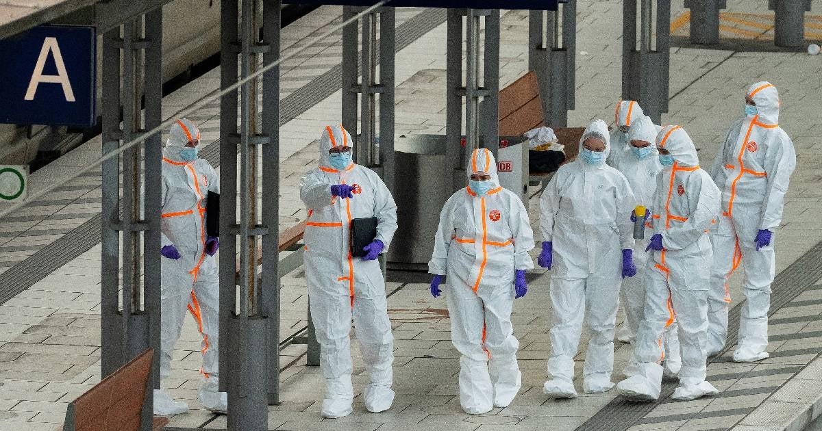 The number of victims of a knife attack at a German train station rises to 18.