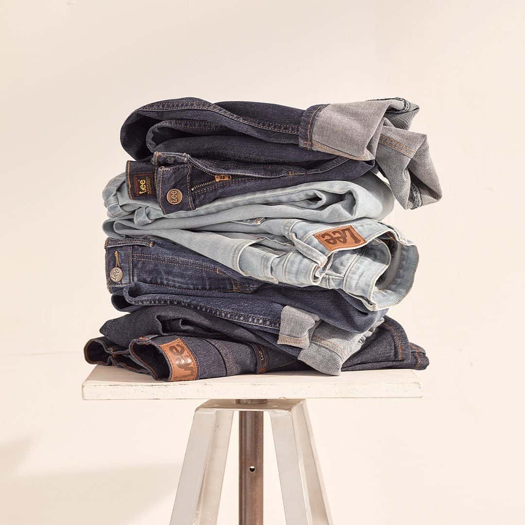 9 melhores jeans para homens com coxas grandes em 2025