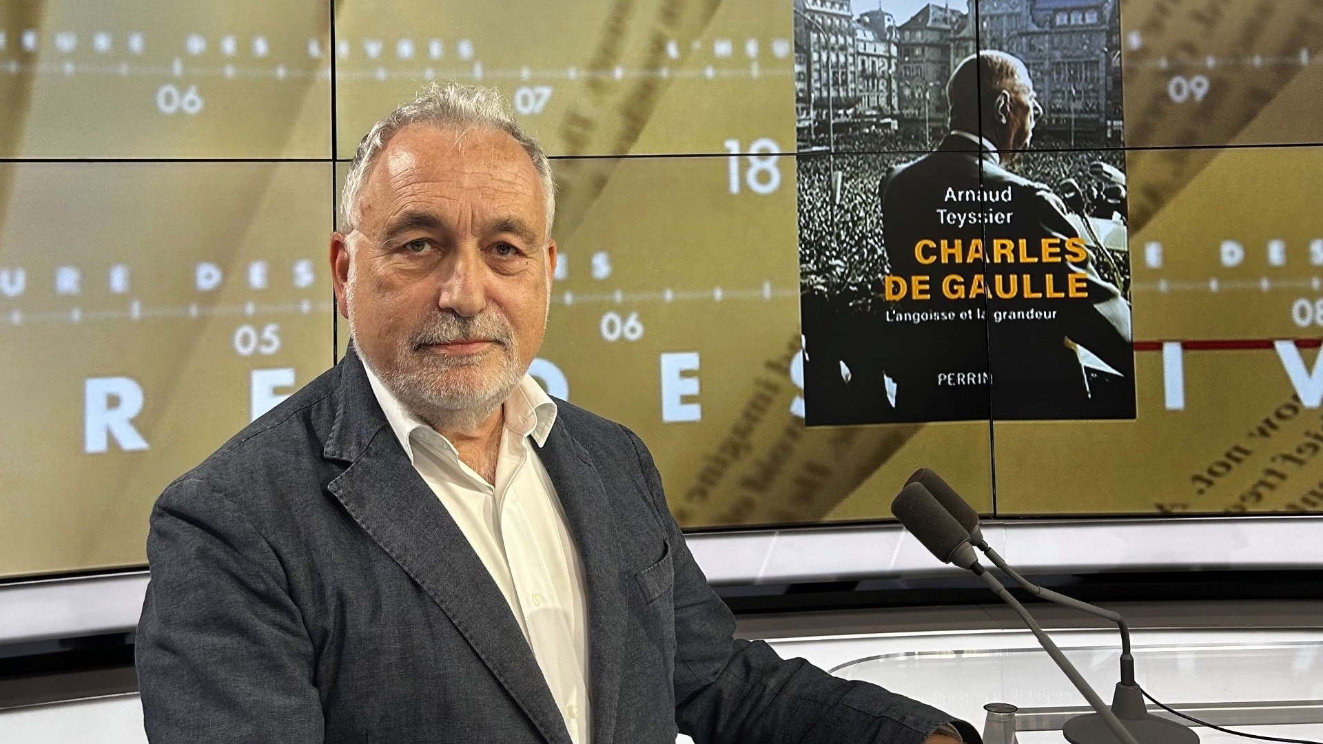 Arnaud Teyssier, historicus en voorzitter van de Wetenschappelijke Raad van de Charles de Gaulle Stichting: “Het is tijd om de link te leggen tussen de ‘migrerende onderdompeling’ en de drift van de overheidsrekeningen”