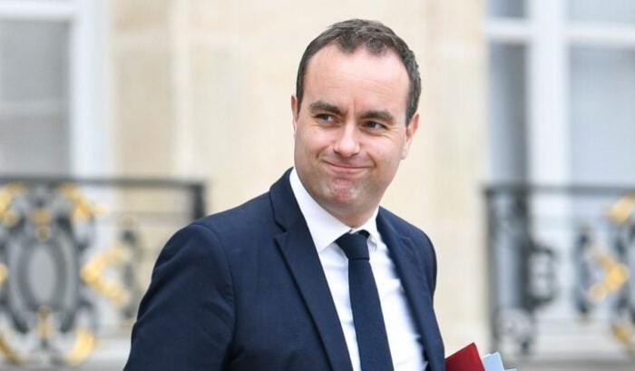 La motion de censure de LFI rejetée avec 18 voix d’écart. Sur les 50 députés LR, seule Alexandra Martin a voté pour