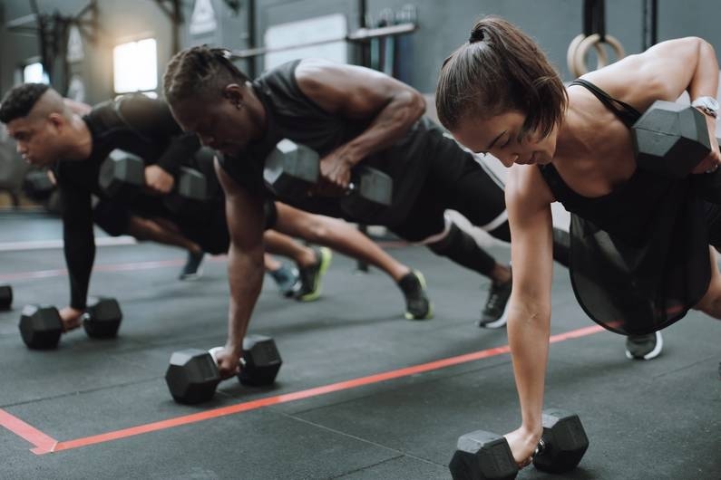Hype sports: Hyrox vs. CrossFit: Which fitness trend suits you better?