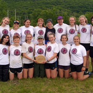 HS Ultimate: meninas de Amherst completam trifecta com exibição dominante no torneio estadual D1