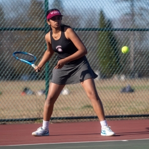 HS-tennis: Amherst-meisjes verslaan Ludlow met 4-1 in de halve finales van Klasse A en gaan door naar de kampioenswedstrijd