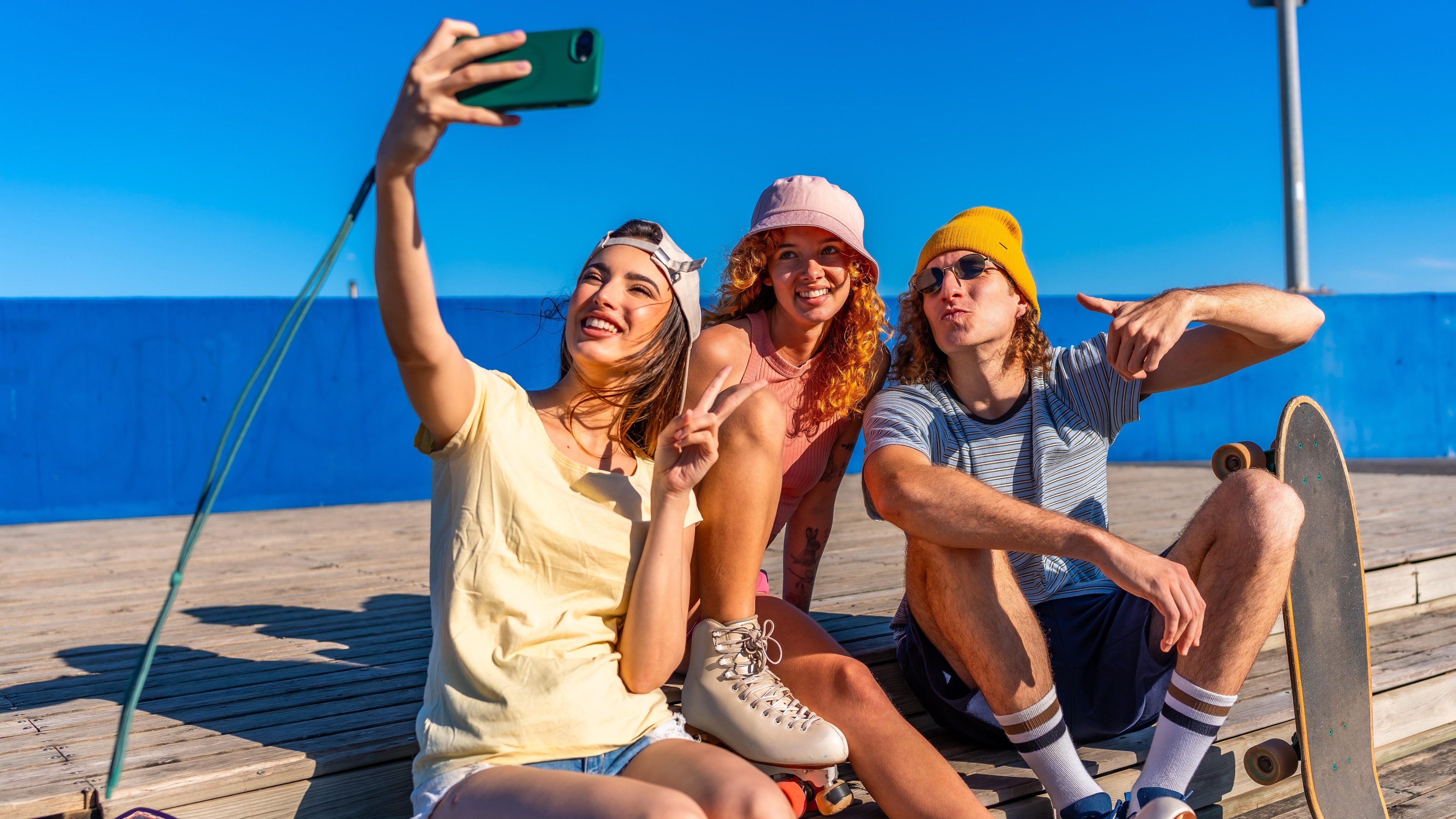 Bedürfnis nach Vertrauen: So nutzt die Gen Z Medien und KI