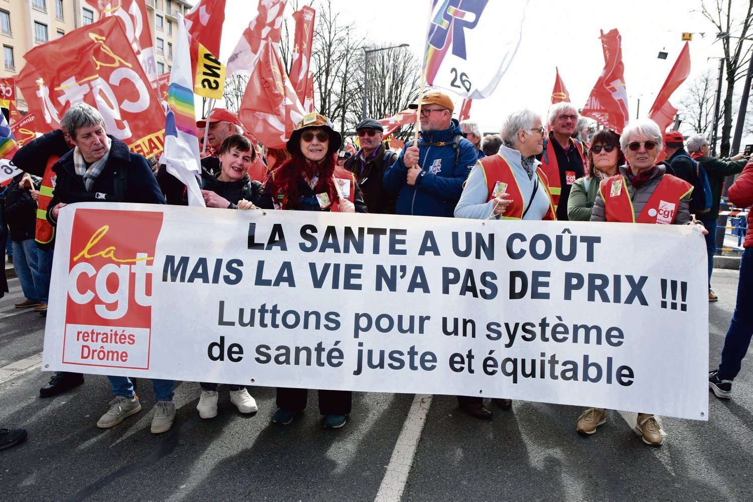 « Les cotisations sociales doivent être confortées » : pourquoi la CGT s’oppose à une TVA sociale