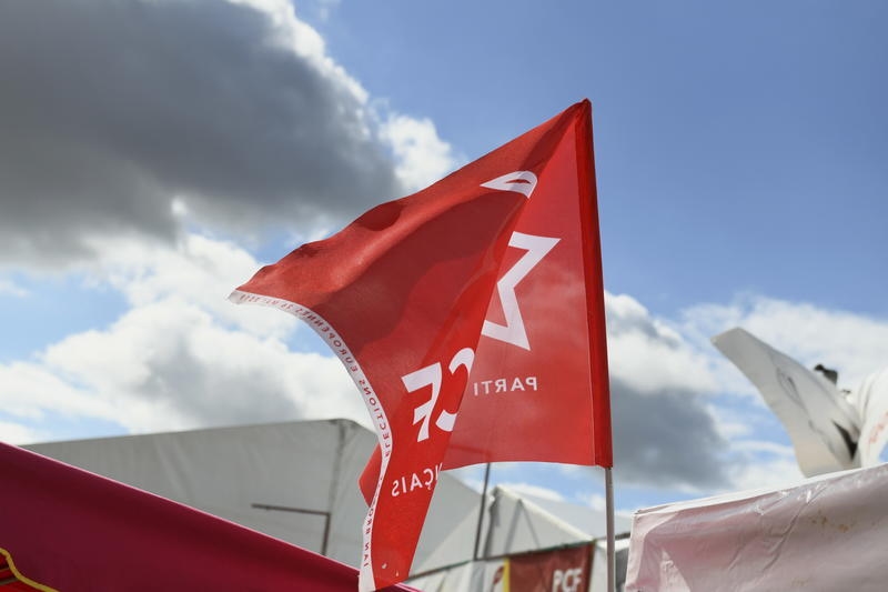 The premises of the PCF Federation of Montauban vandalized by far-right groups