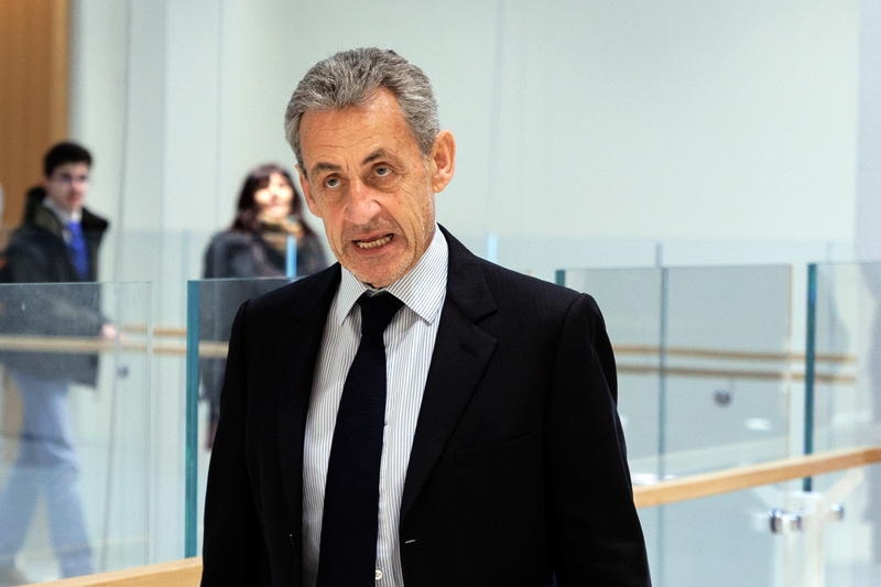 Nicolas Sarkozy, dinleme olayında mahkûmiyetinin ardından Legion d'honneur nişanından ihraç edildi
