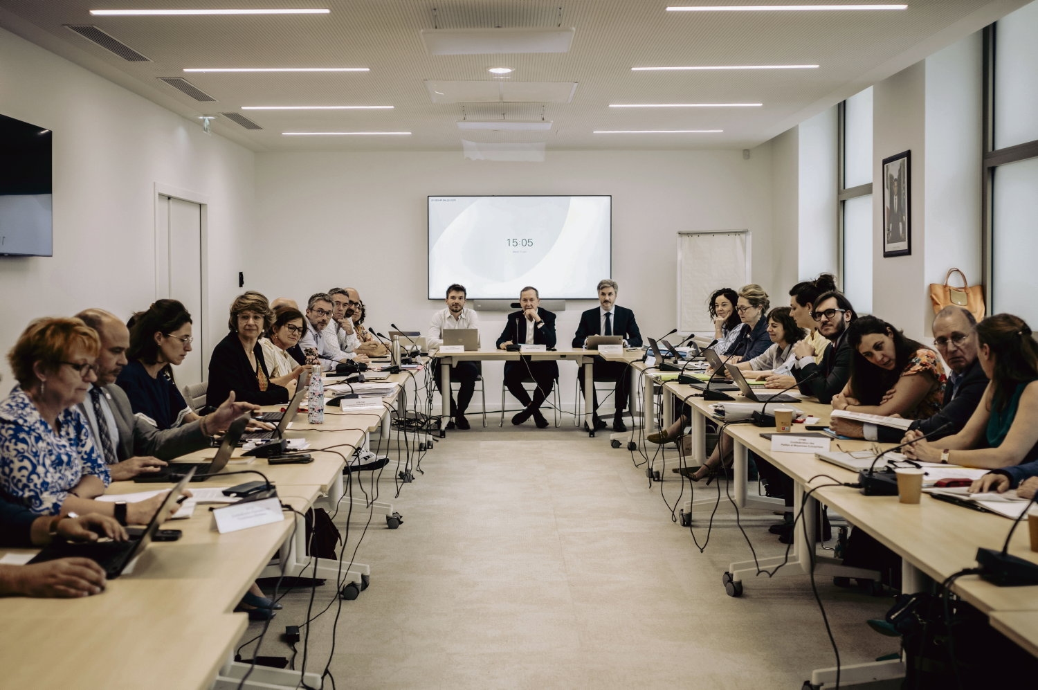Renten: Angesichts eines unflexiblen Medef zeigten sich die Gewerkschaften am letzten Tag des Konklaves versöhnlich, aber verärgert