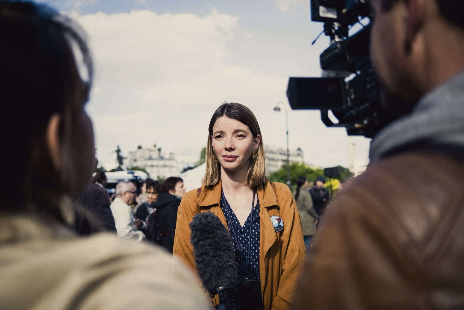 « C’est un crime de guerre de frapper une prison » : Noémie Kohler craint pour la vie de sa sœur Cécile emprisonnée en Iran
