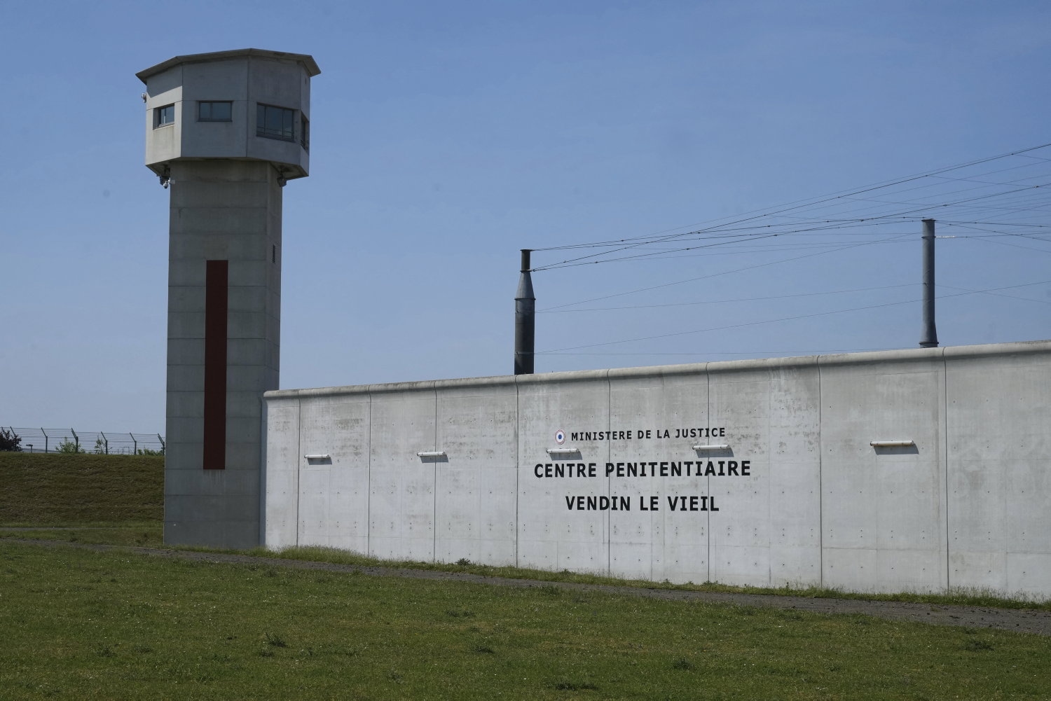 En Vendin-le-Vieil, una nueva prisión de alta seguridad para enmascarar las deficiencias de una justicia al límite