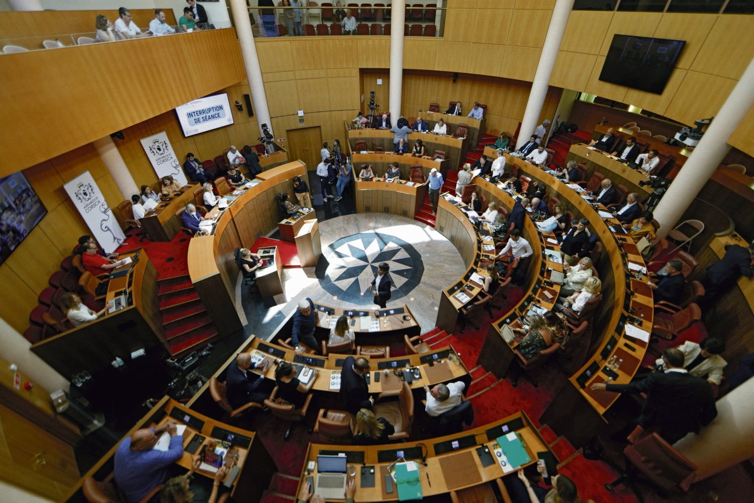 Corsican Autonomy Bill: Executive Remains Unclear