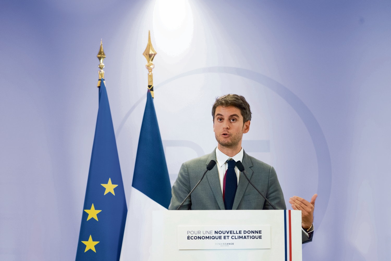 10,000 additional factories, 500,000 industrial jobs, 3,000 euros median income: Gabriel Attal's lunar economic promises